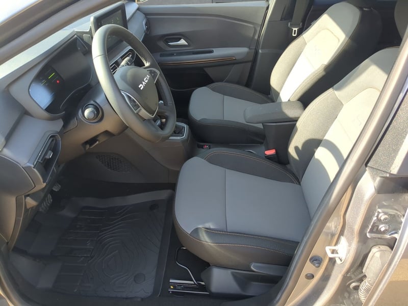 Dacia Jogger Hybrid 140 Extreme SHZ+PDC+RFK+Navi