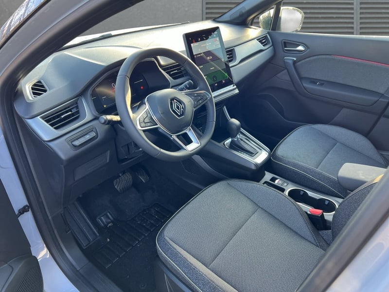 Renault Captur TCe 155 EDC Techno Schiebedach+LED+RFK