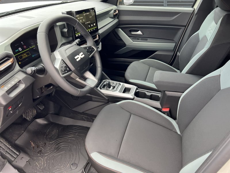 Dacia Duster Hybrid 155 Extreme Technik- & Winterpaket