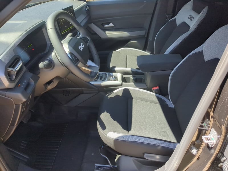 Dacia Duster hybrid-G 150 EDC 4x4 Journey SHZ LKHZ