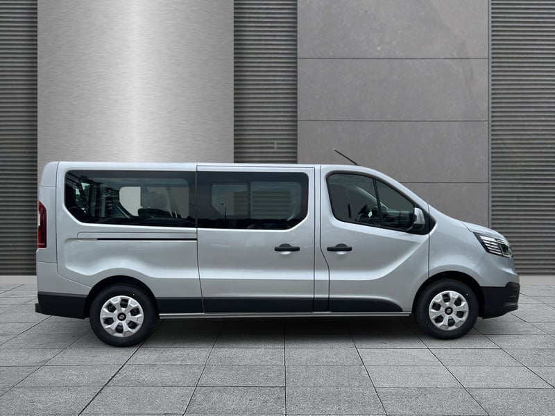 Renault Trafic dCi 150 L2H1 3,0t Grand Equilibre+Rollstuhlbefestigung