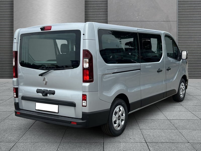 Renault Trafic dCi 150 L2H1 3,0t Grand Equilibre+Rollstuhlbefestigung