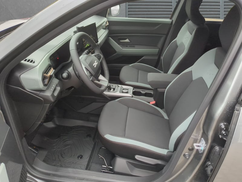 Dacia Duster hybrid-G 150 EDC 4x4 Extreme SHZ LKHZ NAV