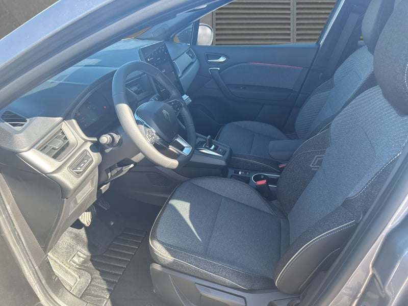 Renault Captur E-TECH 160 Techno SHZ LKHZ