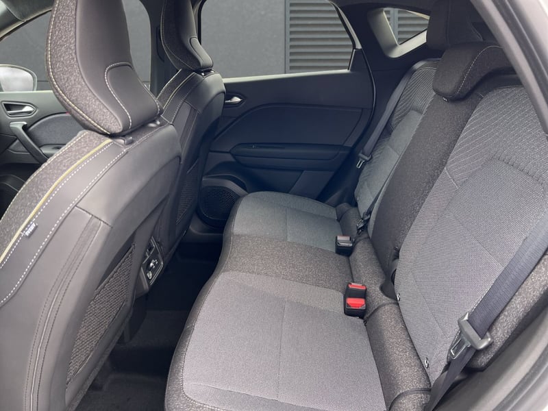 Renault Captur E-TECH 160 Techno SHZ LKHZ