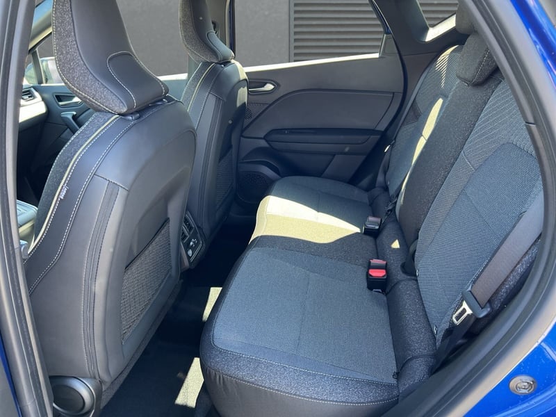 Renault Captur E-TECH 160 Techno SHZ LKHZ