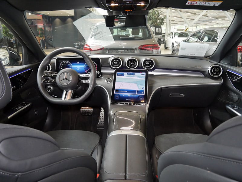 Mercedes-Benz C 220