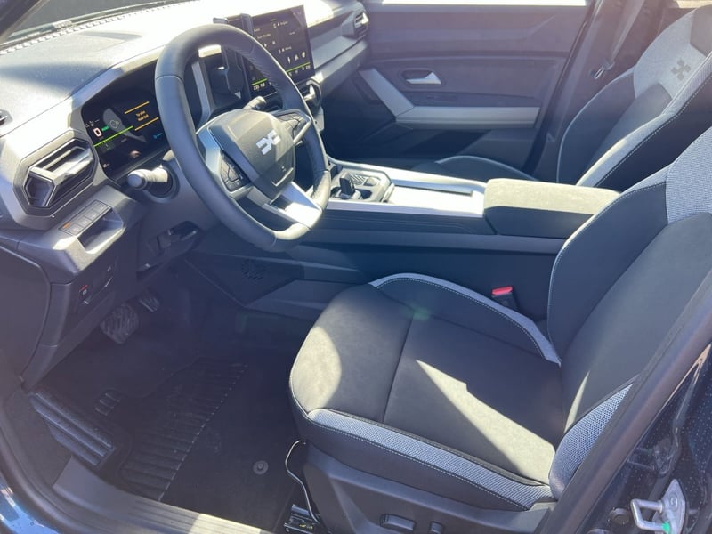 Dacia Bigster Hybrid 155 Journey SHZ LKHZ MV-Kamera