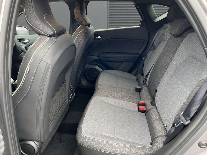 Renault Captur TCe 160 EDC Techno SHZ+RFK+LED