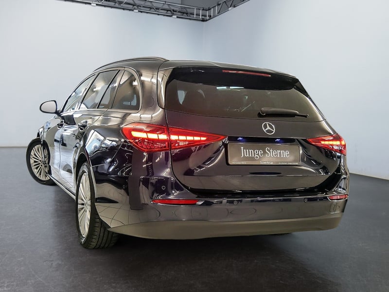 Mercedes-Benz C 220