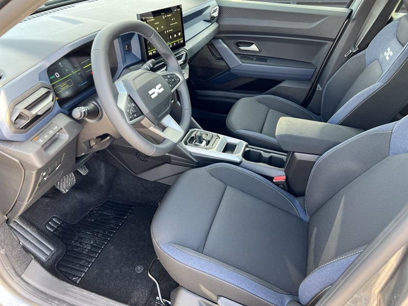 Dacia Bigster Expression Hybrid 155 SHZ LED PDC