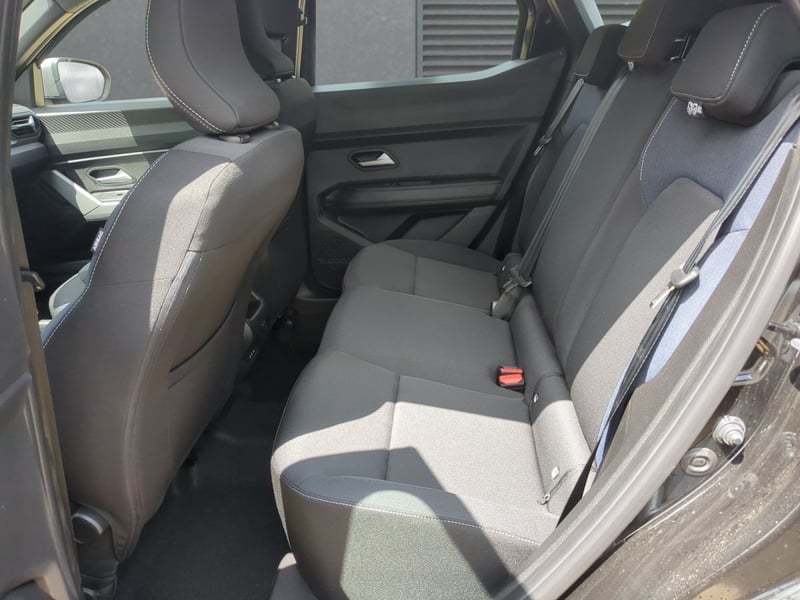 Dacia Duster Hybrid 155 Expression SHZ LKHZ
