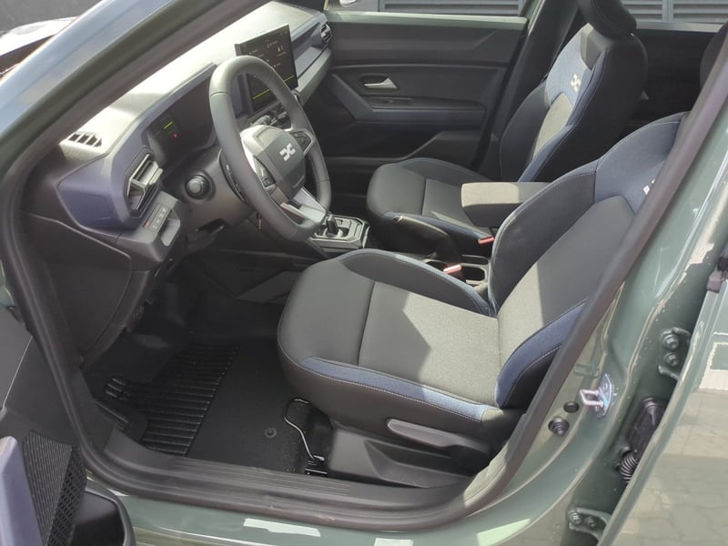 Dacia Duster Eco-G 120 auto Expression+SHZ+LED