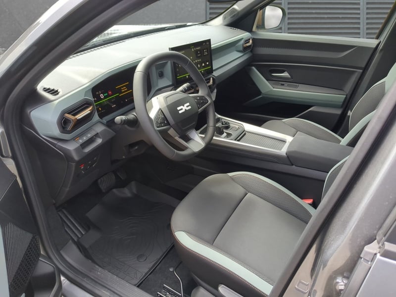 Dacia Bigster hybrid-G 150 EDC 4x4 Extreme SHZ LKHZ Multiview-Kamera