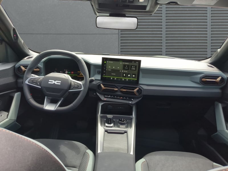 Dacia Bigster hybrid-G 150 EDC 4x4 Extreme SHZ LKHZ Multiview-Kamera