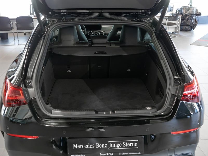 Mercedes-Benz CLA 180 Shooting Brake 180 d SB , AMG NIGHT MULTI 360 DISTR KAMERA
