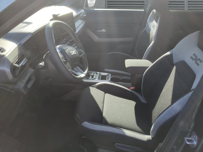 Dacia Duster Hybrid 155 Journey SHZ LKHZ Navi