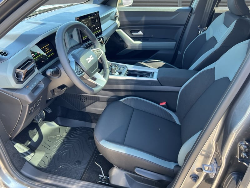 Dacia Bigster hybrid-G 150 4x4 Extreme SHZ LKHZ Multiview-Kamera