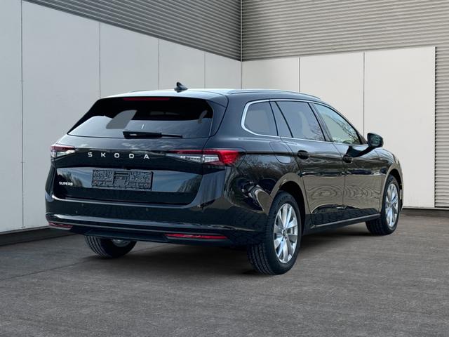 Skoda Superb Combi Selection DSG+NAVI+AHK+EL.HECKKLAPPE