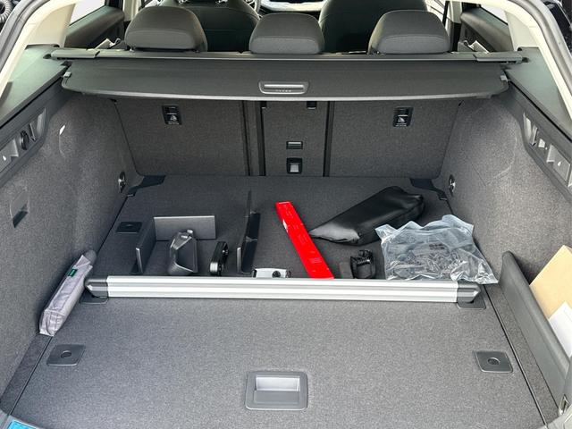 Skoda Superb Combi Selection DSG+NAVI+AHK+EL.HECKKLAPPE