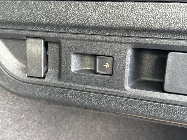 Skoda Superb Combi Selection DSG+NAVI+AHK+EL.HECKKLAPPE