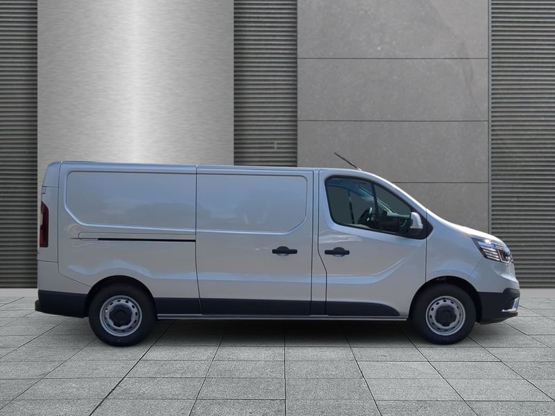 Renault Trafic EXTRA dCi 170 AT9 L2H1 3.0t AHK Holzboden PDC LED