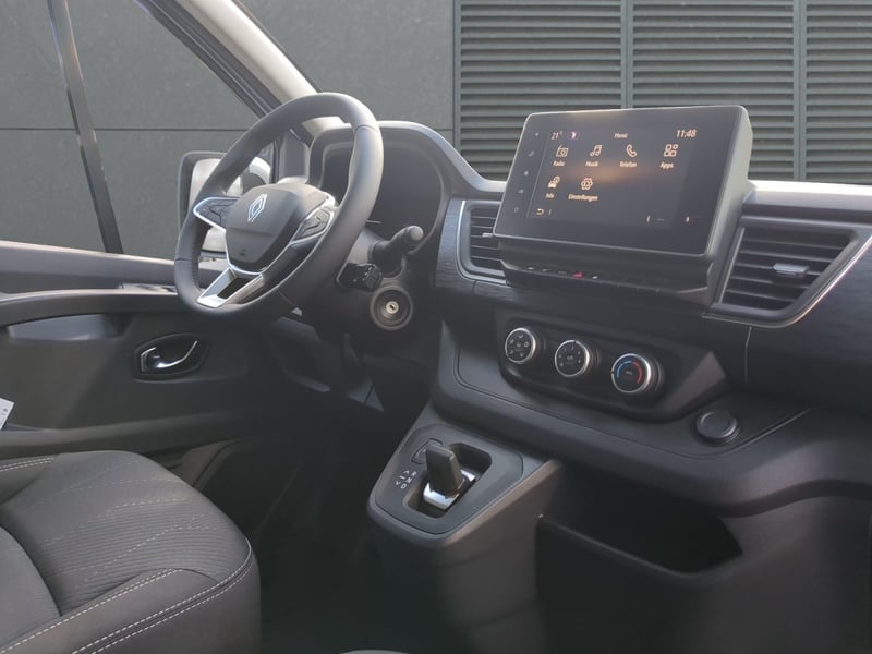 Renault Trafic EXTRA dCi 170 AT9 L2H1 3.0t AHK Holzboden PDC LED