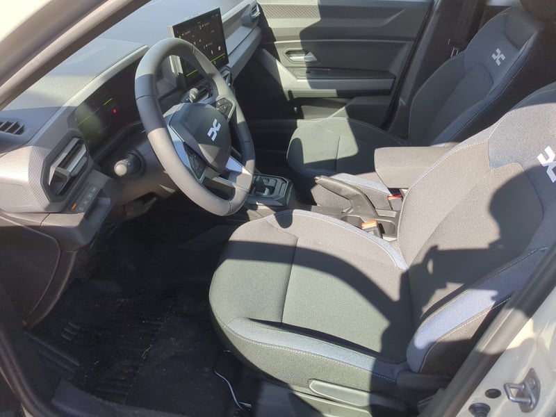 Dacia Duster Hybrid 155 Expression SHZ LKHZ Navi