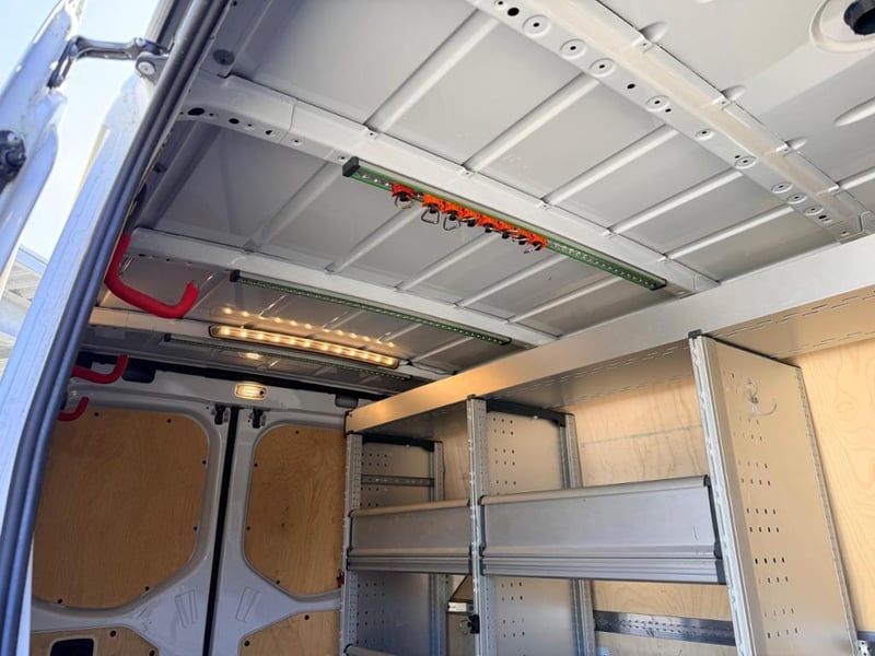 Mercedes-Benz Sprinter 317 KASTEN L2H1 BOTT Regalsystem AHK STANDH