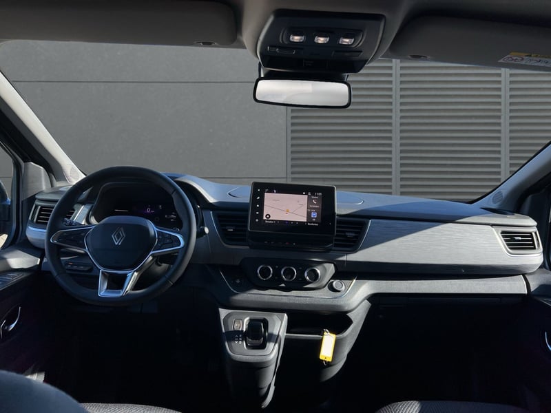 Renault Trafic L1H1  170 AT9 Spaceclass AHK+LED+Escapade