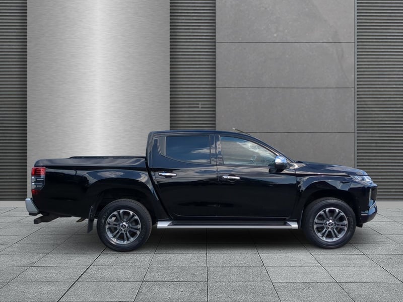 Mitsubishi L200 4x4 2,2 DI-D AT Spirit DoKa AHK