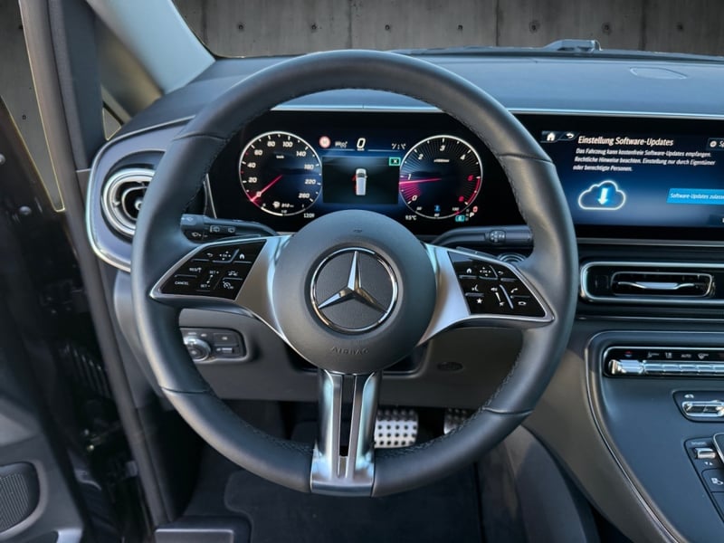 Mercedes-Benz 220 d STYLE KOMPAKT elTÜREN 2,5t AHK LENKRADHZG