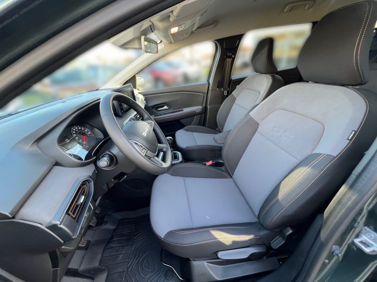 Dacia Jogger TCe 100 ECO-G Extreme+7-S+SHZ+Klimaauto.+PDC