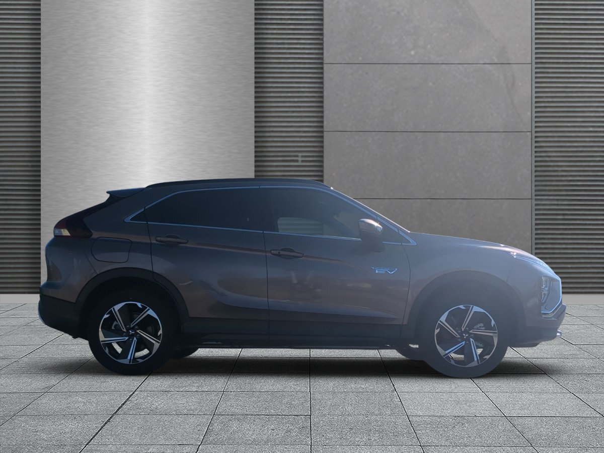 Mitsubishi Eclipse Cross Plug-In Hybrid PHEV Plus Navi