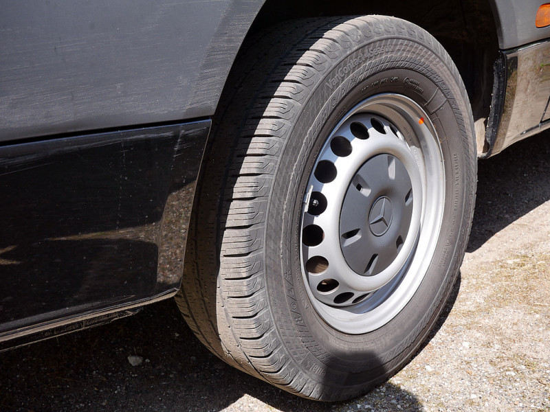 Mercedes-Benz Sprinter 317 KASTEN L2H2 KLIMA AHK 3,5T AHK SPUR