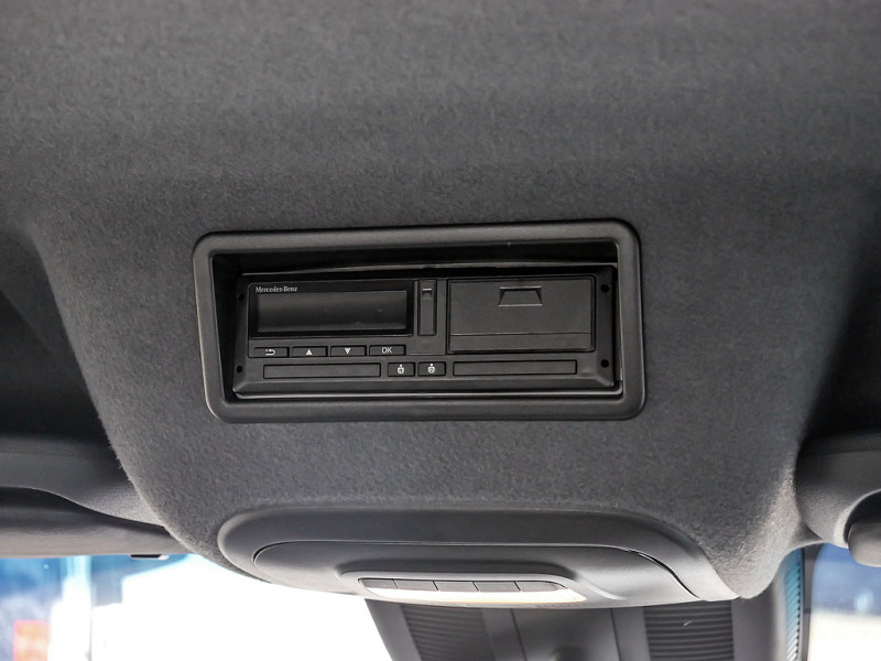 Mercedes-Benz Sprinter 519 4x4 DoKa Pritsche lang mit AHK