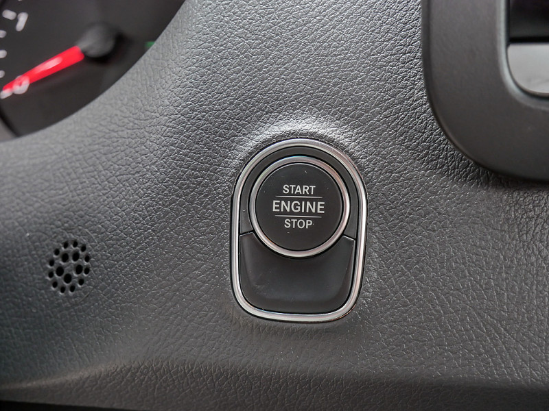 Mercedes-Benz Sprinter 519 4x4 DoKa Pritsche lang mit AHK