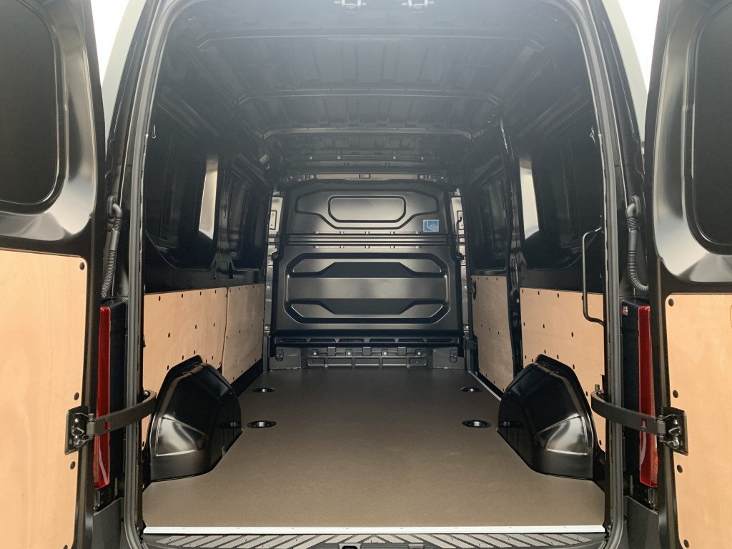 Renault Master Extra dCi 170 AT9 L2H2 3,5t AHK RFK 270°