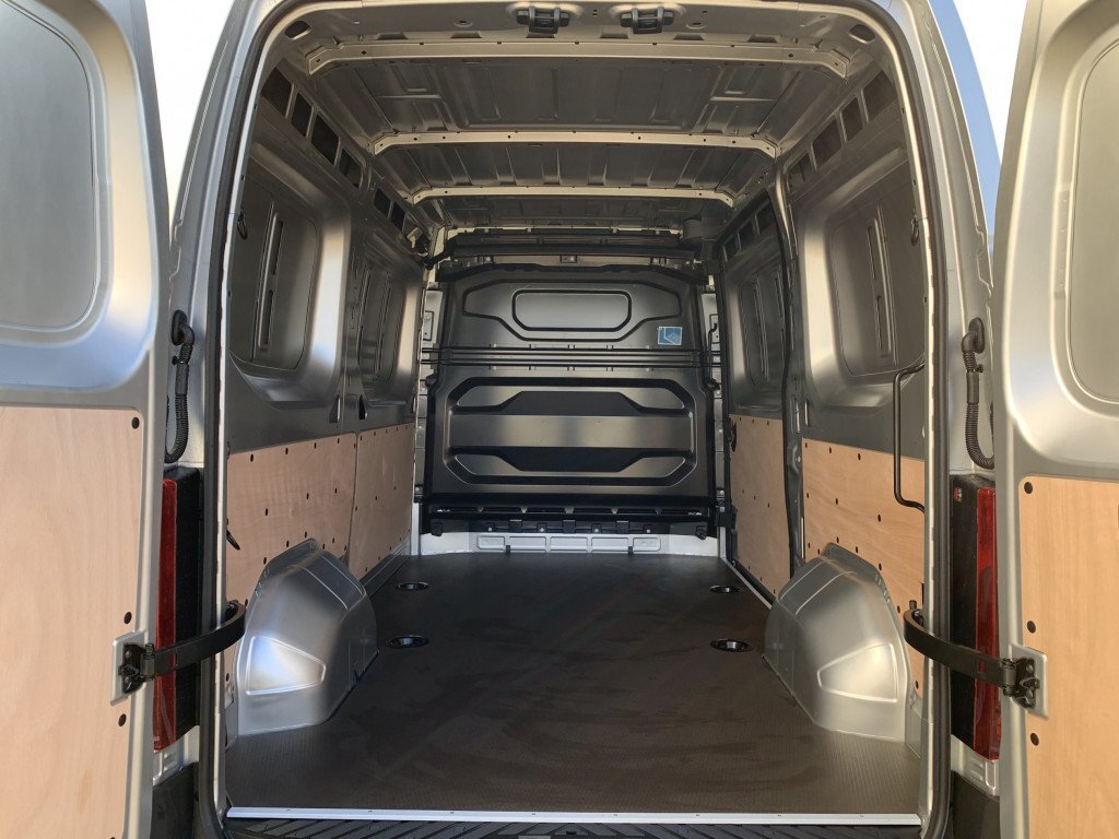 Renault Master Extra dCi 170 AT9 L2H2 3,5t AHK RFK 270°