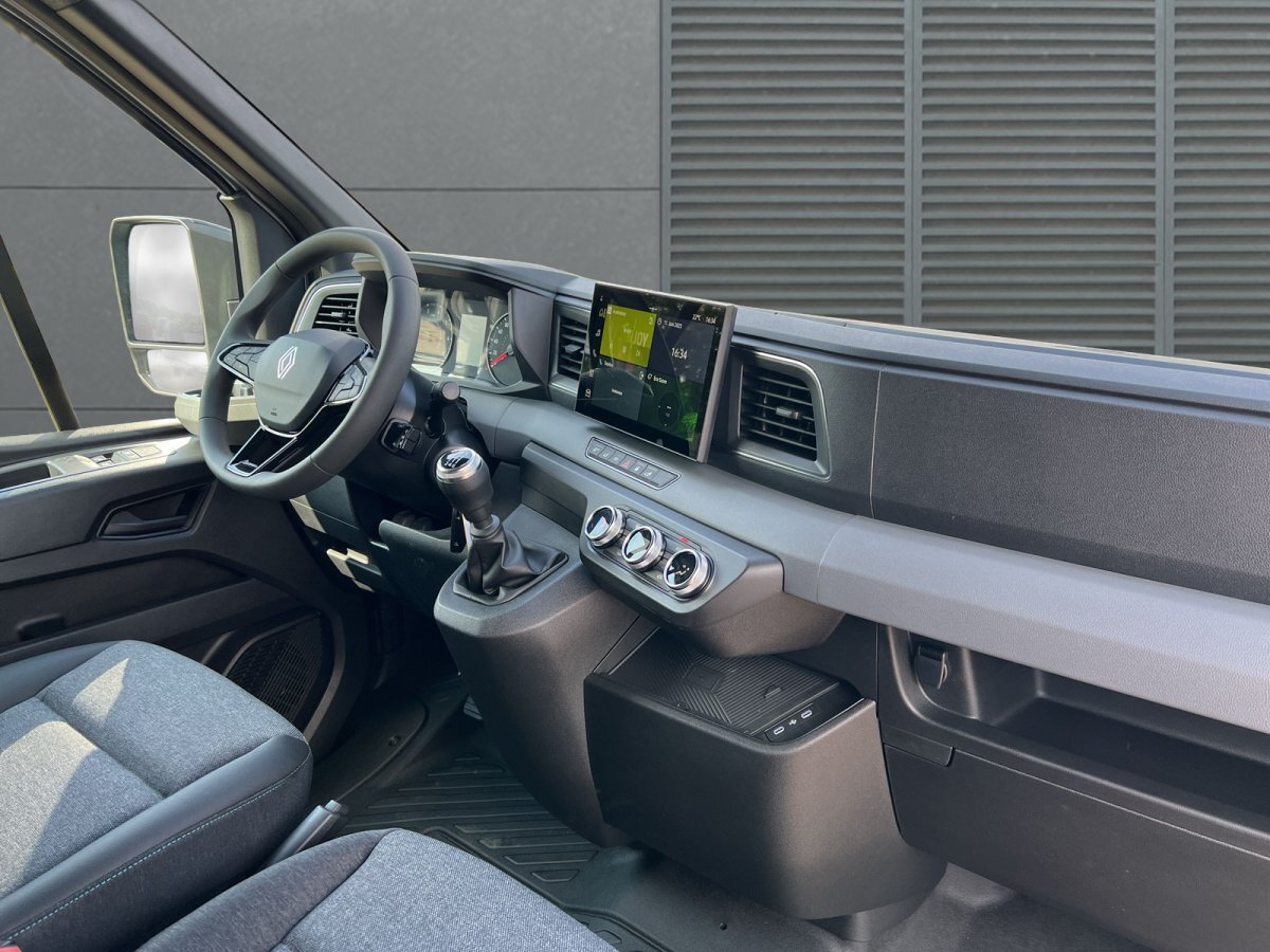 Renault Master Extra dCi 170 L2H2 Anhängerkupplung Sitzheizung 270° RFK