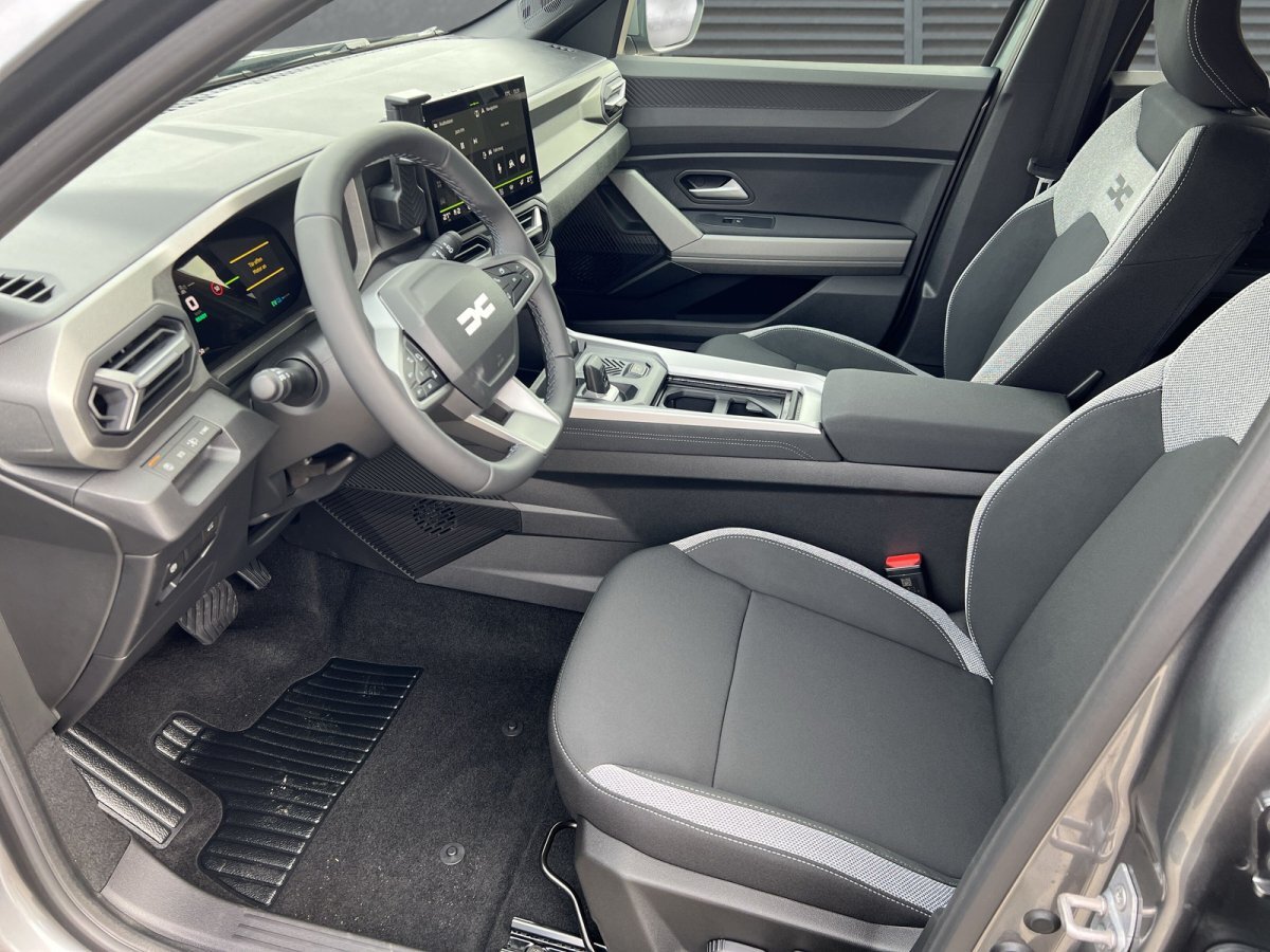 Dacia Bigster Hybrid 155 Journey