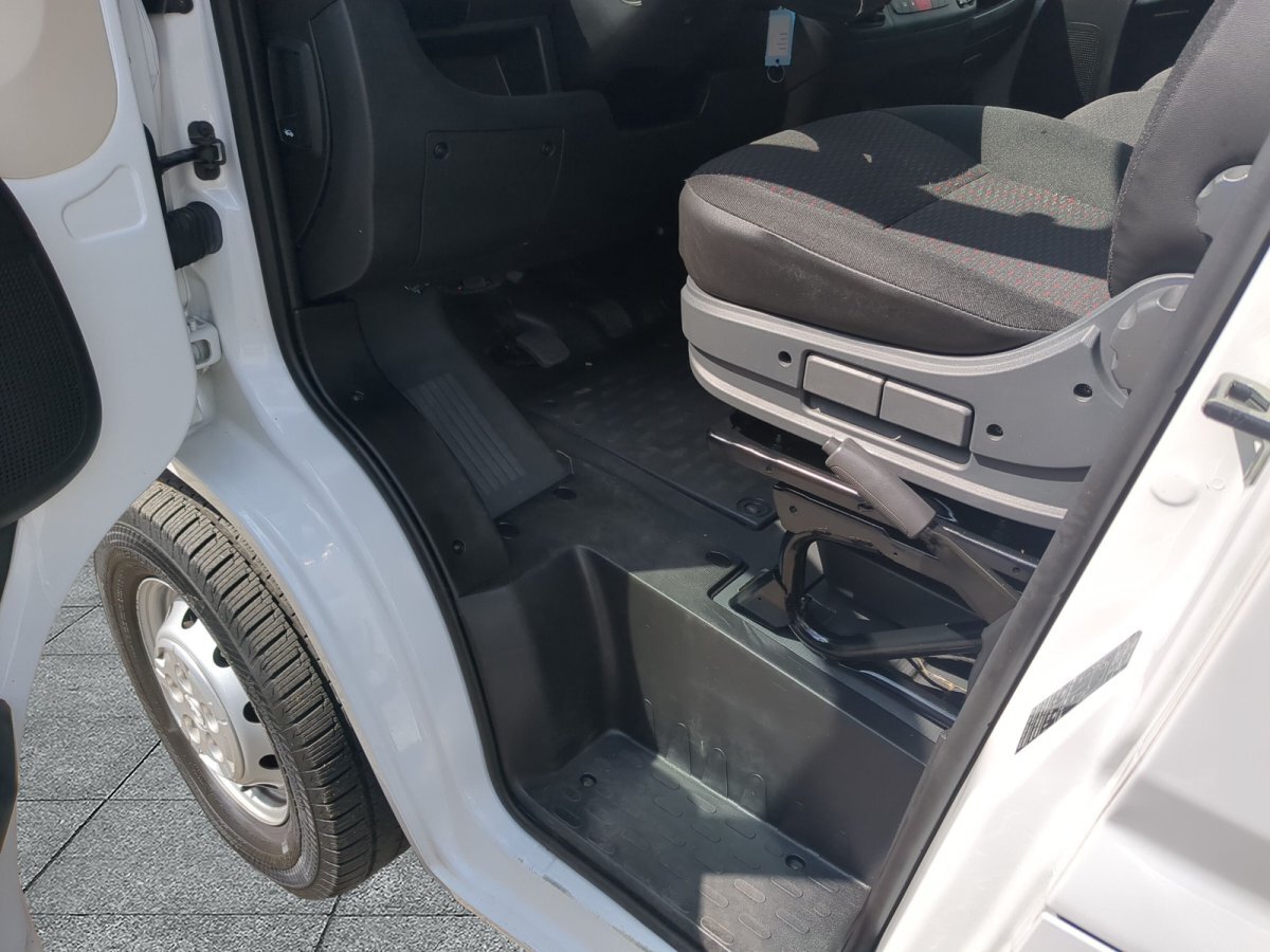 Opel Movano Cargo 140 3,5t L1H1 Edition Klimaautomatik