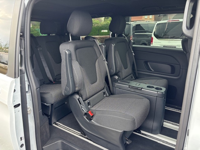 Mercedes-Benz V 220 220 lang AMG-Line 7-Sitzer