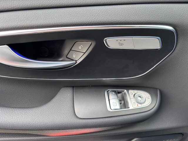 Mercedes-Benz V 220 220 lang AMG-Line 7-Sitzer