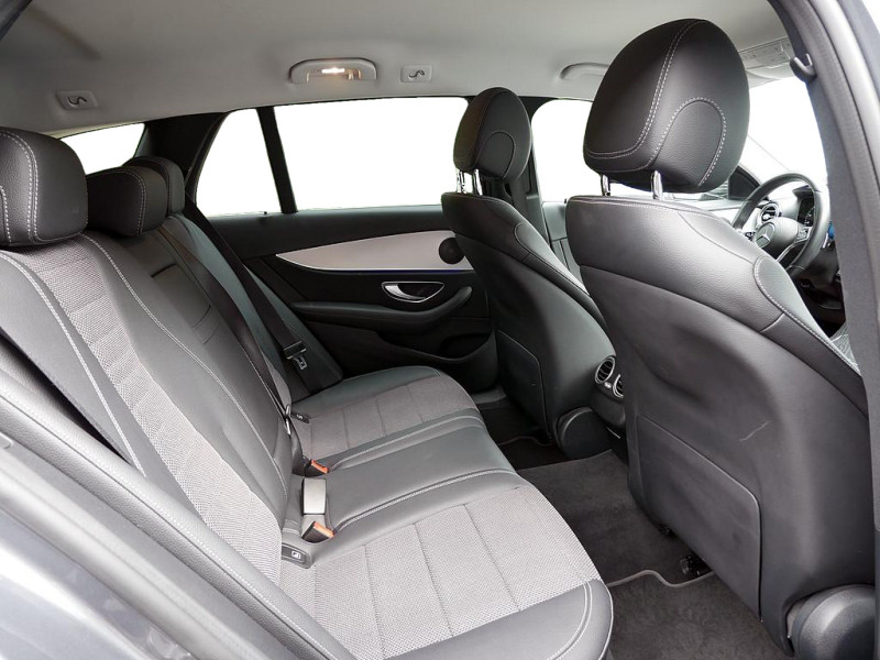 Mercedes-Benz E 300 300 T de AVANTGARDE SPUR AHK KAMERA WIDE PDC