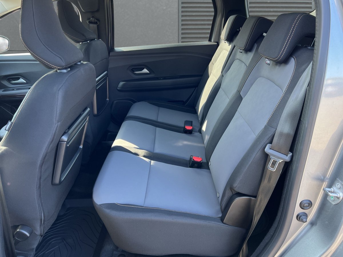 Dacia Jogger TCe 140 Hybrid Extreme+ 7-Sitzer