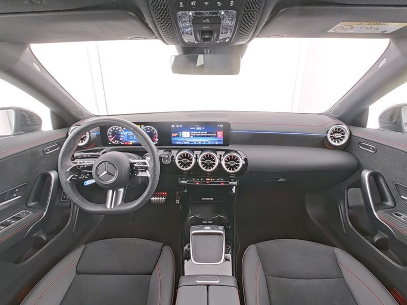 Mercedes-Benz CLA 200 Shooting Brake 200 Shooting Brake AMG-Line