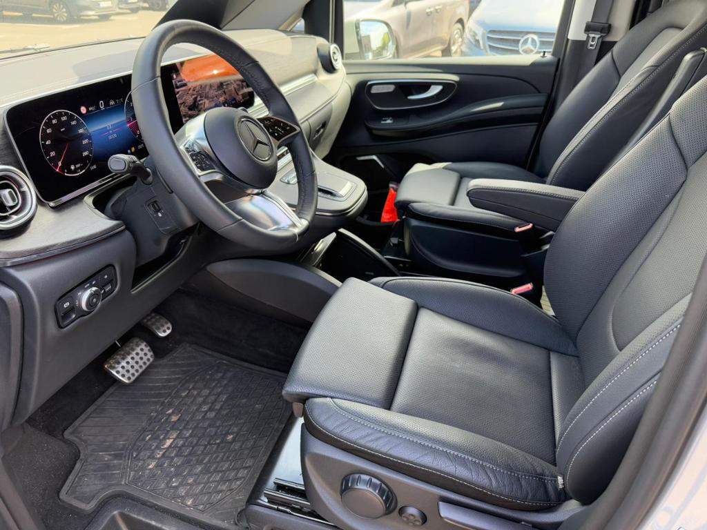 Mercedes-Benz V 300 300 Avantgarde 4M Facelift 6-Sitzer