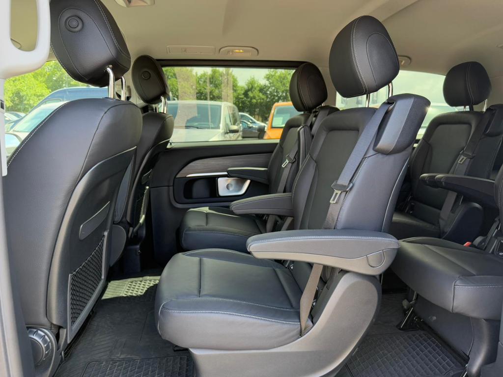 Mercedes-Benz V 300 300 Avantgarde 4M Facelift 6-Sitzer