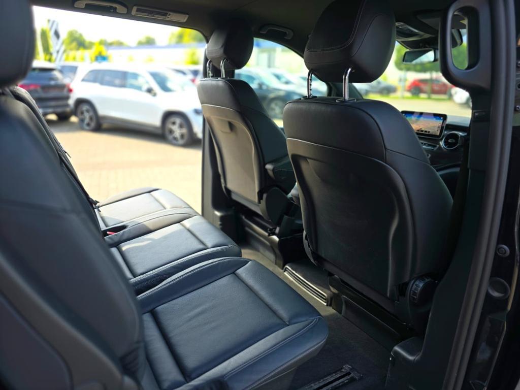 Mercedes-Benz V 300 AVANTGARDE XL ALLRAD NAVI STANDH 8SITZER